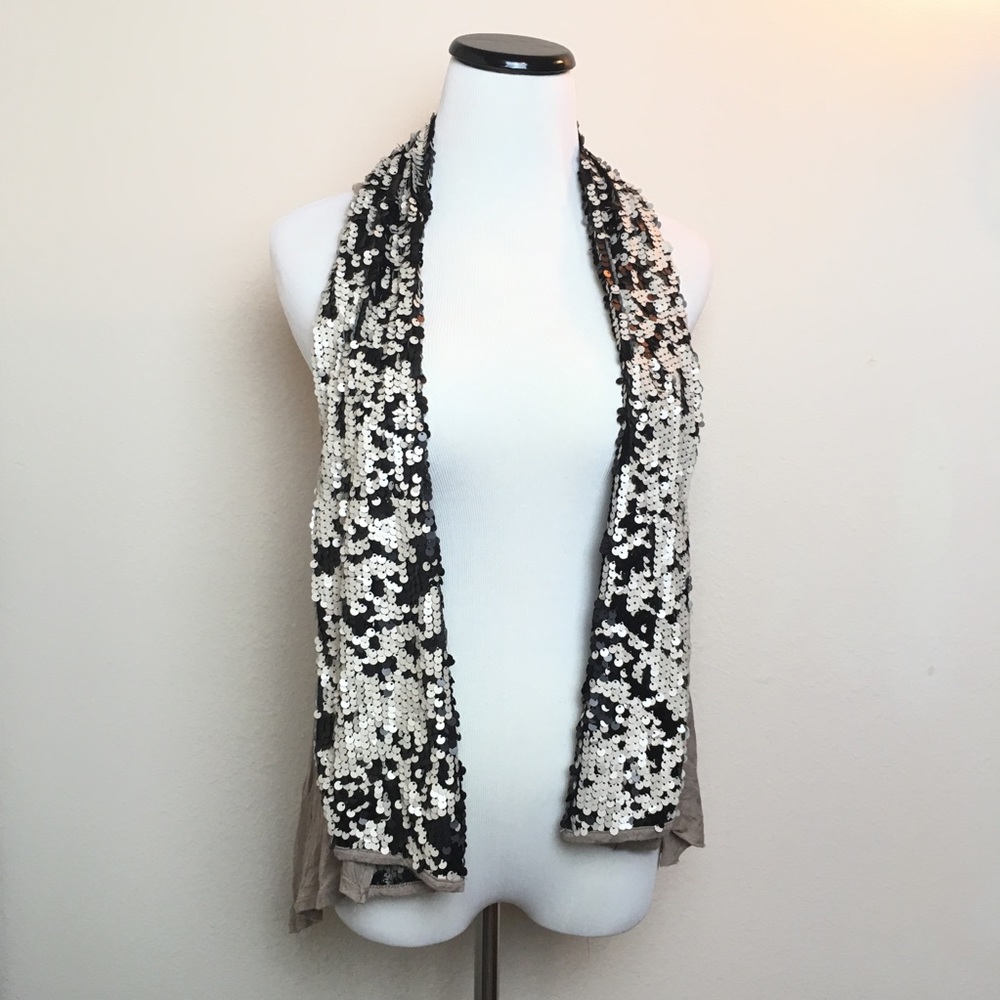 Daytrip Sequin Tan Black Vest Small the Buckle